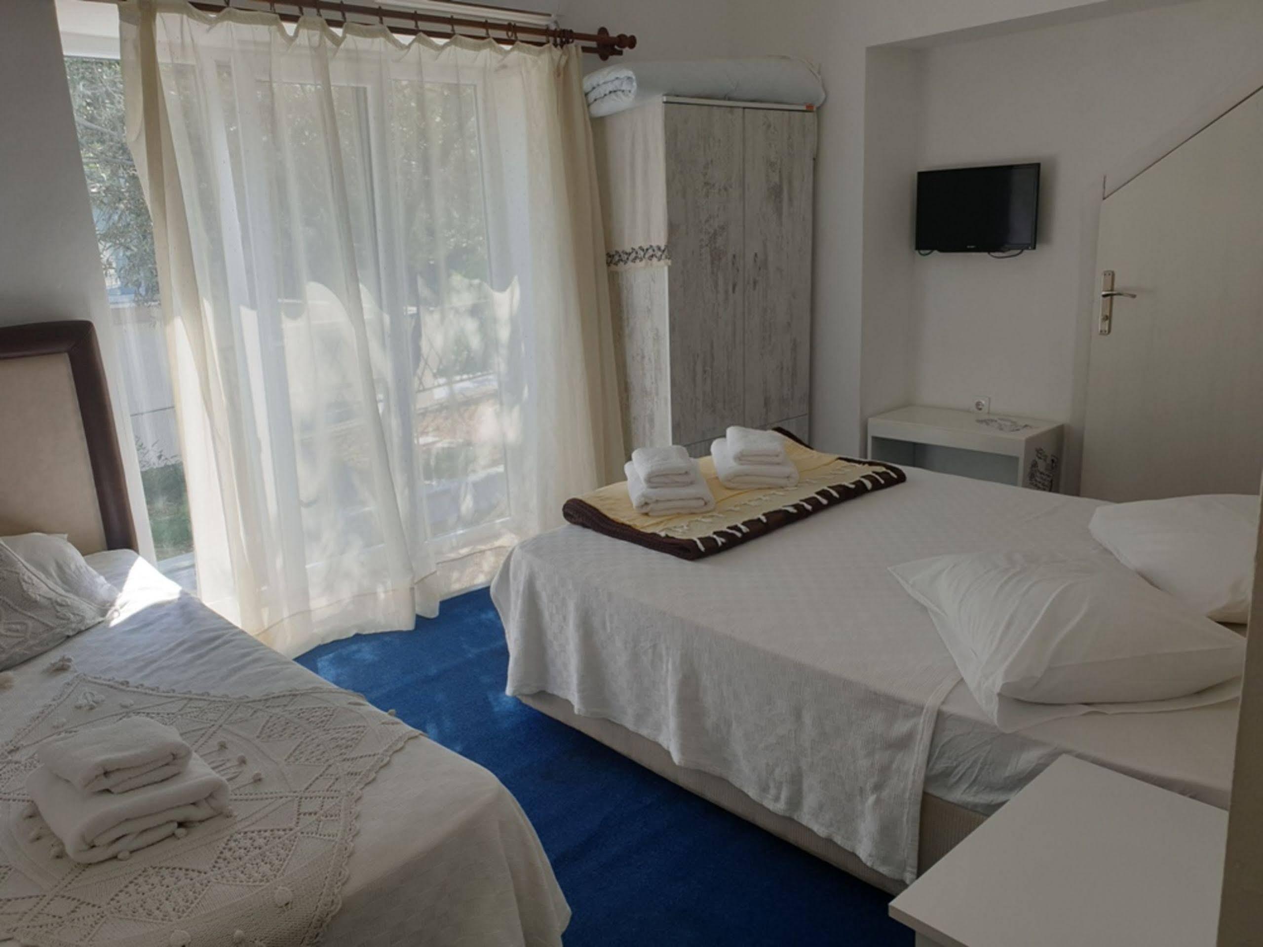 Lacivert Hotel Ayvalı Zewnętrze zdjęcie